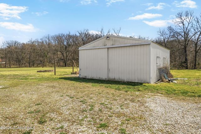 8907 KINGS CHAPEL ROAD, Centertown, MO 65023