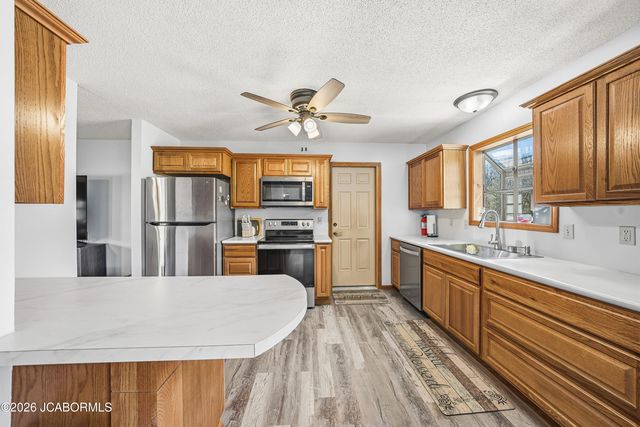 8907 KINGS CHAPEL ROAD, Centertown, MO 65023