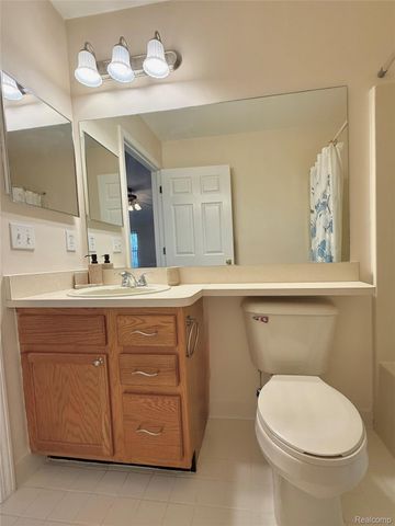 12440 Noonan Court, Shelby Charter Township, MI 48315