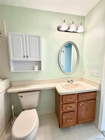 12440 Noonan Court, Shelby Charter Township, MI 48315