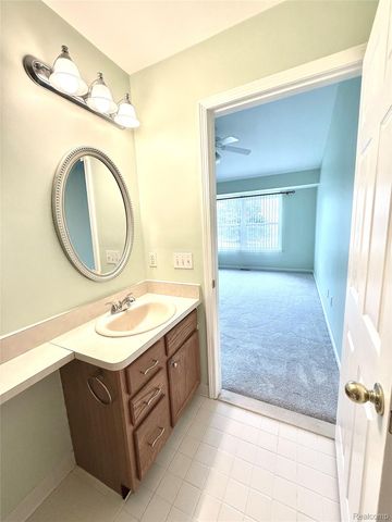 12440 Noonan Court, Shelby Charter Township, MI 48315