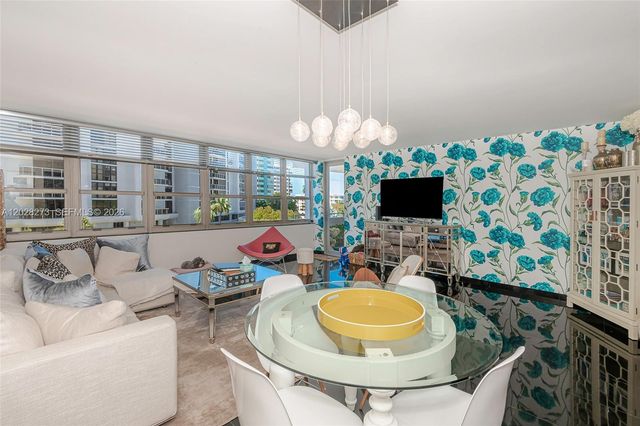 11 Island Ave 409, Miami Beach, FL 33139