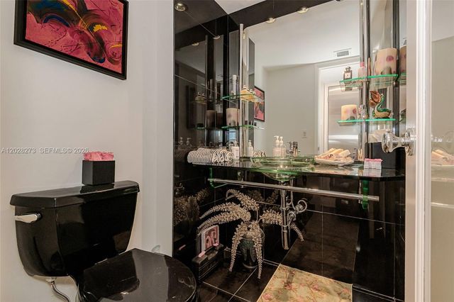 11 Island Ave 409, Miami Beach, FL 33139