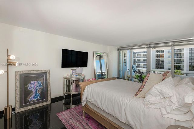 11 Island Ave 409, Miami Beach, FL 33139