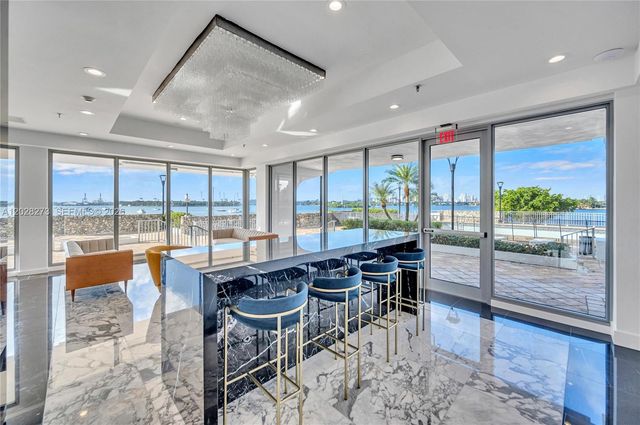 11 Island Ave 409, Miami Beach, FL 33139