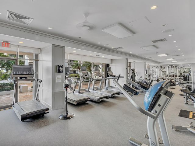 11 Island Ave 409, Miami Beach, FL 33139