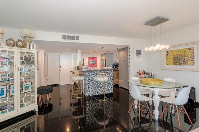 11 Island Ave 409, Miami Beach, FL 33139