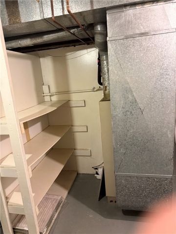 1525 Orchard Dr, Unity Twp, PA 15601