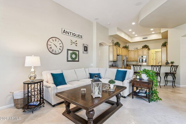 4806 E ESTEVAN Road, Phoenix, AZ 85054