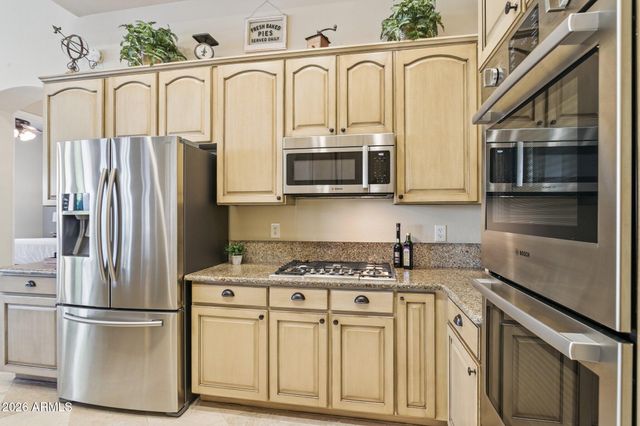 4806 E ESTEVAN Road, Phoenix, AZ 85054