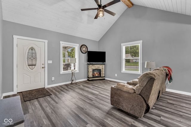 259 Jefferson Valley, Coatesville, IN 46121
