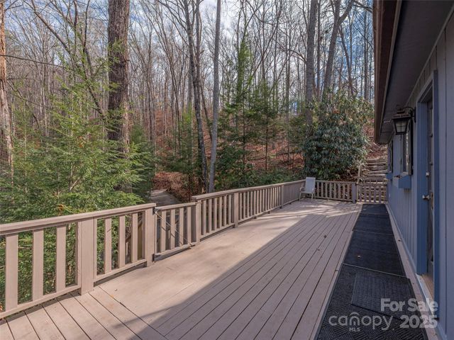 1392 Mount Chalet Road, Canton, NC 28716