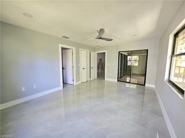 17758 park village BLVD, Fort Myers, FL 33908