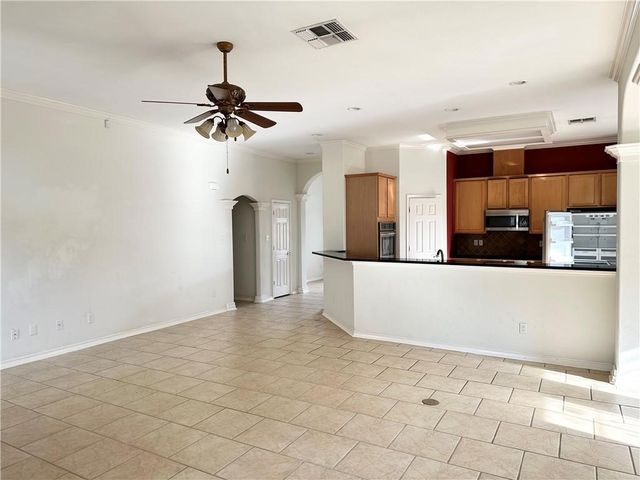 7613 Bayonne Dr, Corpus Christi, TX 78414