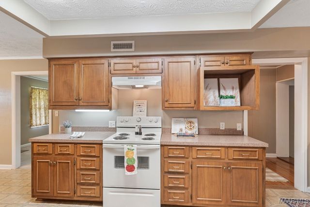 754 HILLMAN Court, Montgomery, AL 36109