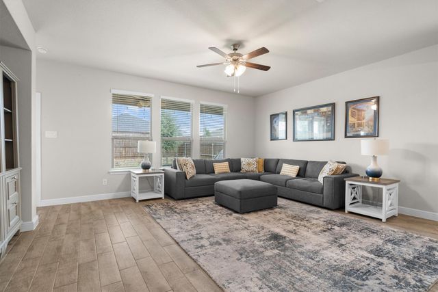 146 Hawksbill Lane, Rhome, TX 76078