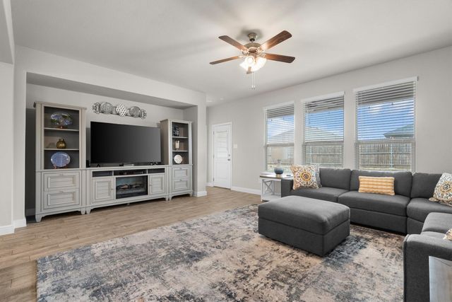 146 Hawksbill Lane, Rhome, TX 76078