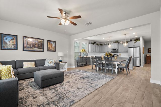 146 Hawksbill Lane, Rhome, TX 76078