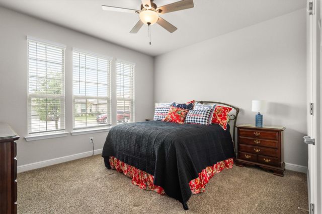 146 Hawksbill Lane, Rhome, TX 76078