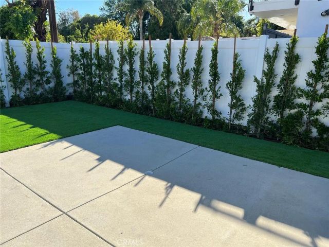 23030 Dolorosa, Woodland Hills, CA 91367