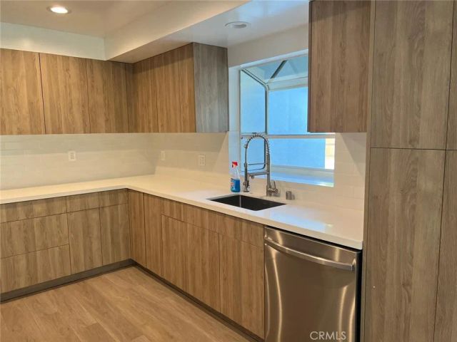 23030 Dolorosa, Woodland Hills, CA 91367