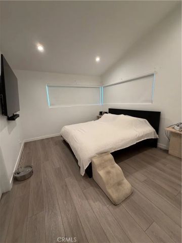 23030 Dolorosa, Woodland Hills, CA 91367