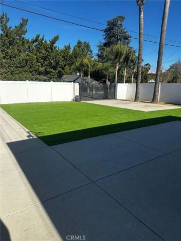 23030 Dolorosa, Woodland Hills, CA 91367