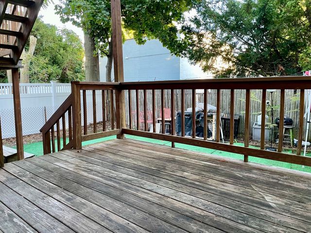 9 Irving St 1, Medford, MA 02155