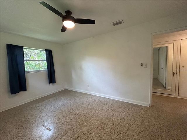 1215 NE 21ST AVENUE, Gainesville, FL 32609