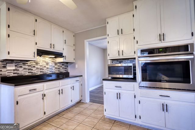 467 Johnny Cut Road, Griffin, GA 30223