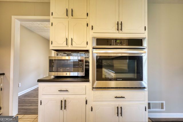 467 Johnny Cut Road, Griffin, GA 30223