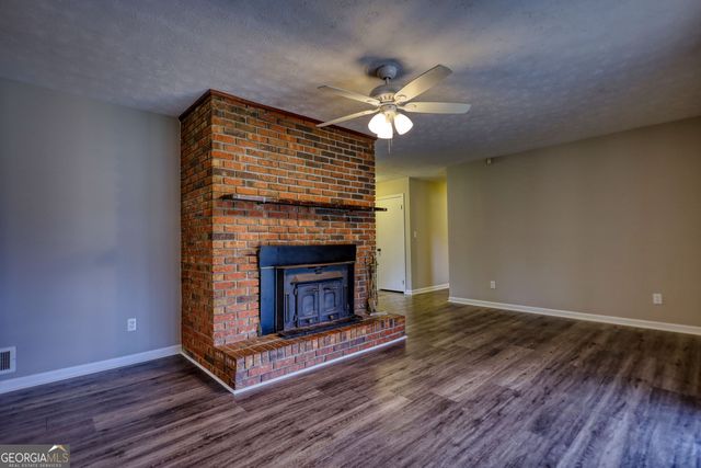 467 Johnny Cut Road, Griffin, GA 30223