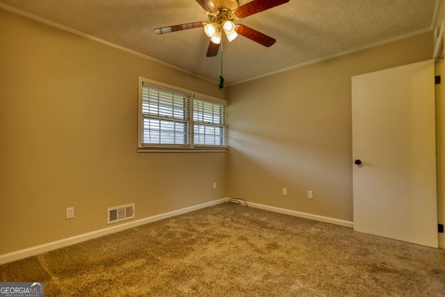 467 Johnny Cut Road, Griffin, GA 30223