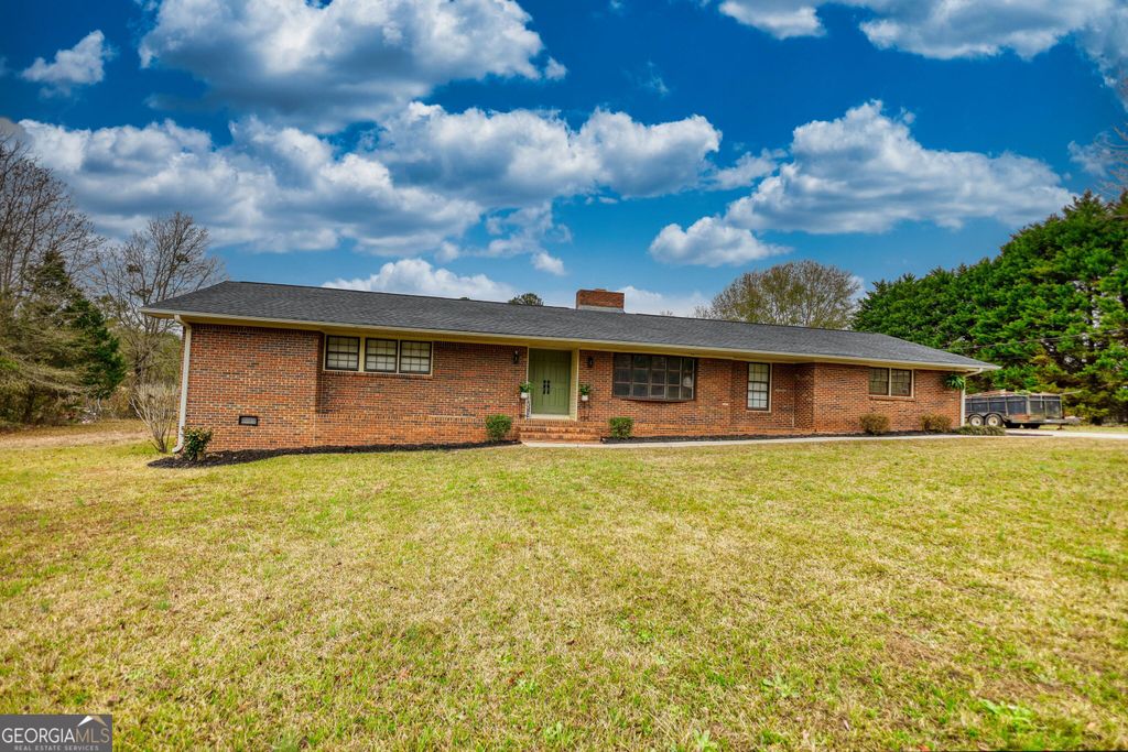 467 Johnny Cut Road, Griffin, GA 30223
