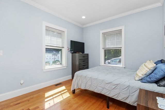 87 Sunnyside St 87, Boston, MA 02136