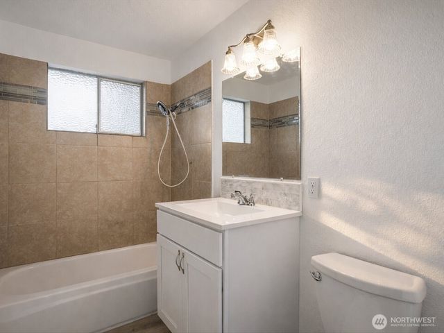 4848 S 170th Street, Seatac, WA 98188