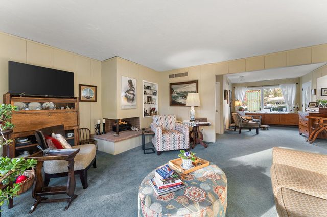 413 Driftwood Drive, Hobart, IN 46342