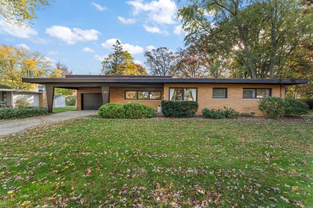 413 Driftwood Drive, Hobart, IN 46342