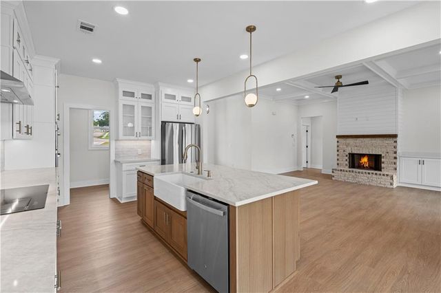 5812 Claybrook Court, Clermont, GA 30527