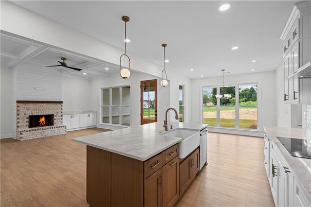 5812 Claybrook Court, Clermont, GA 30527