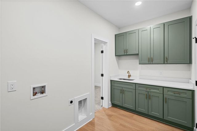 5812 Claybrook Court, Clermont, GA 30527