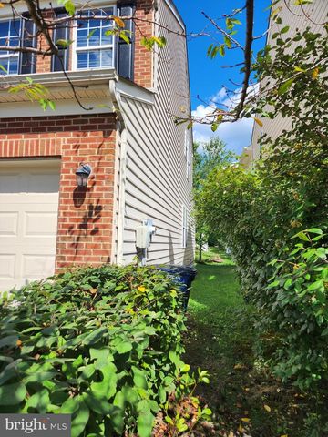 8941 WYNNEFIELD CT, Lorton, VA 22079