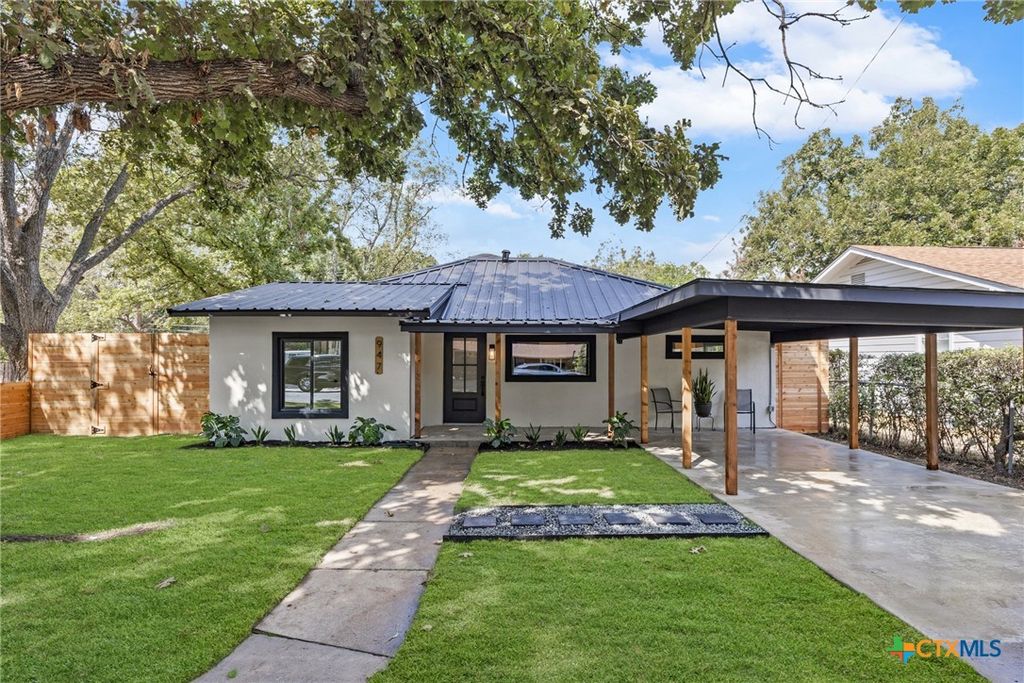 947 Field Street, San Marcos, TX 78666