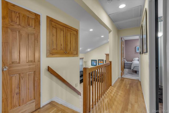 19 Capitol Place, South Huntington, NY 11746