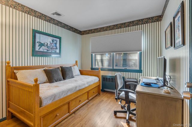 19 Capitol Place, South Huntington, NY 11746