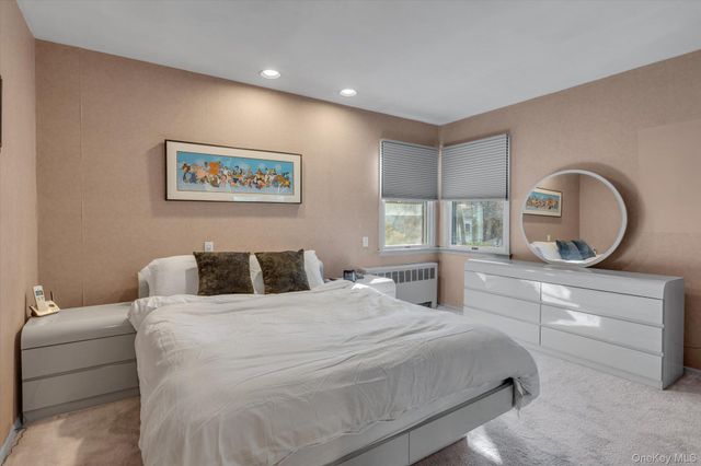 19 Capitol Place, South Huntington, NY 11746