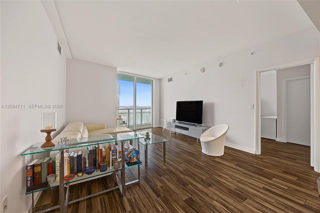 1900 N Bayshore Drive 3604, Miami, FL 33132