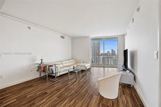 1900 N Bayshore Drive 3604, Miami, FL 33132