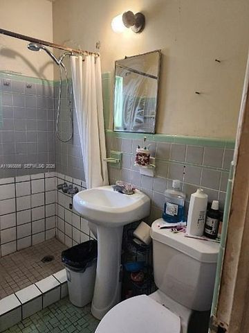 3210 NW 82nd St, Miami, FL 33147