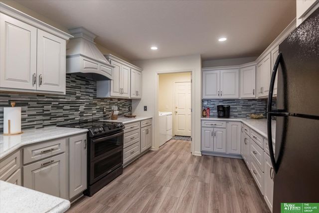 7801-7803 S 30th Street, Bellevue, NE 68147